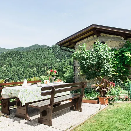 Pocitniska Hisa Pologar Country house