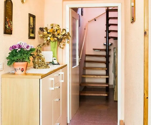 Casa di campagna Pocitniska Hisa Pologar